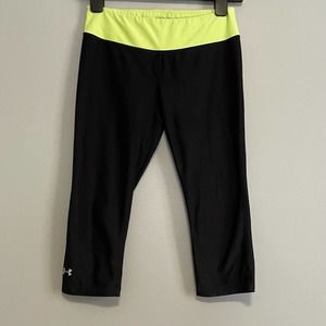 Under Armour Black Green Capri Leggings Pants Yoga Workout